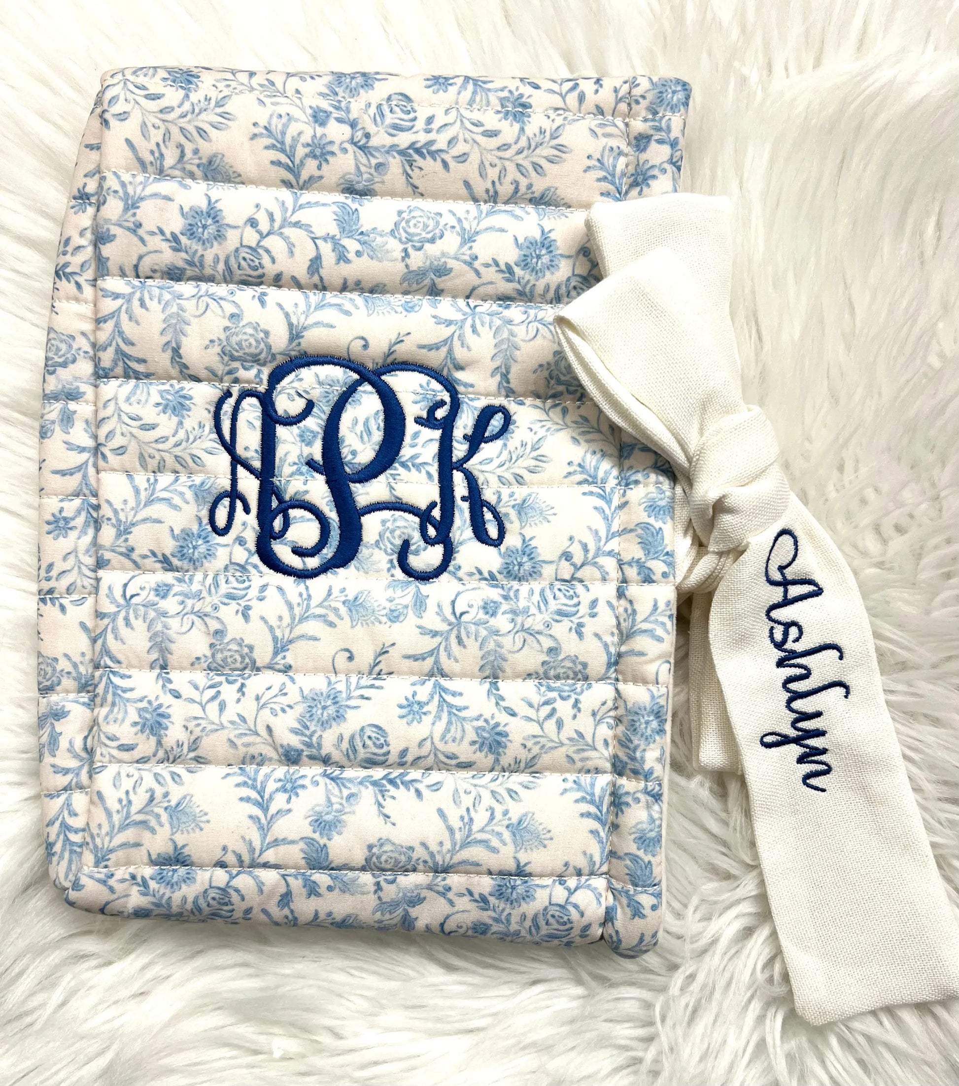 Elegant Quilted Toile Pattern Bible/Book Cover With Bow Pink Poodle Designz