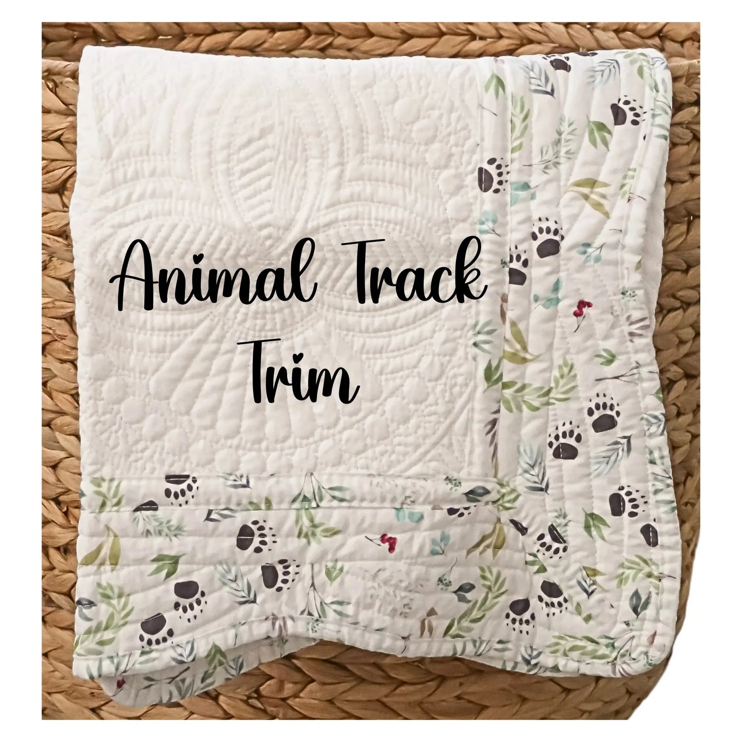 White Heirloom Quilt With Decorative Patterned Trim pinkpoodledesignz