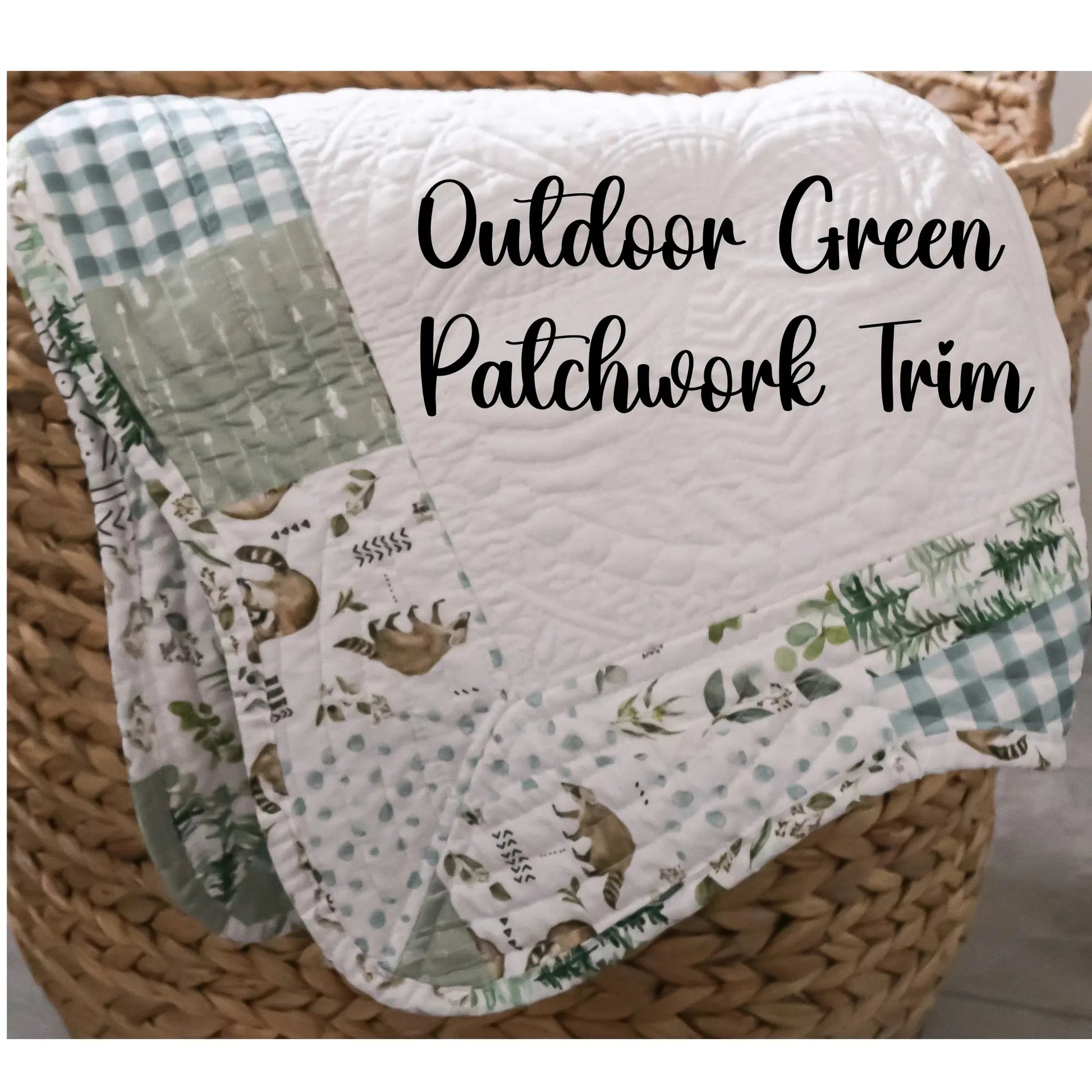 White Heirloom Quilt With Decorative Patterned Trim pinkpoodledesignz